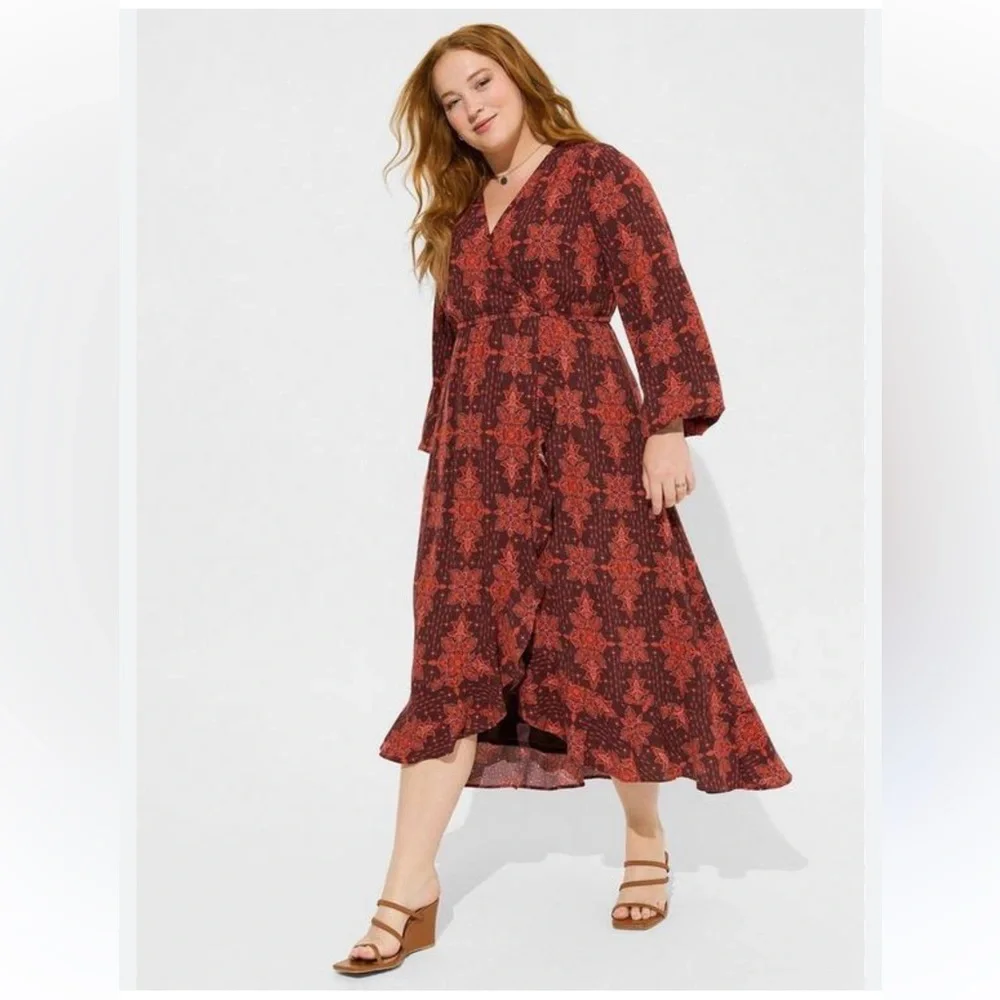 TORRID MIDI WASHABLE GAUZE RUFFLE SURPLICE NECK EMPIRE WAISTE DRESS WITH POCKETS - Picture 5 of 9